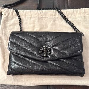 Tory Burch Kira Chevron Flap Black Quilted Leather Crossbody Wallet